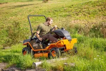 AS 920 Sherpa 2WD  magasgazvágó B&S motorral 2.Kép